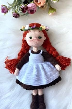 Anne with an E crochet doll